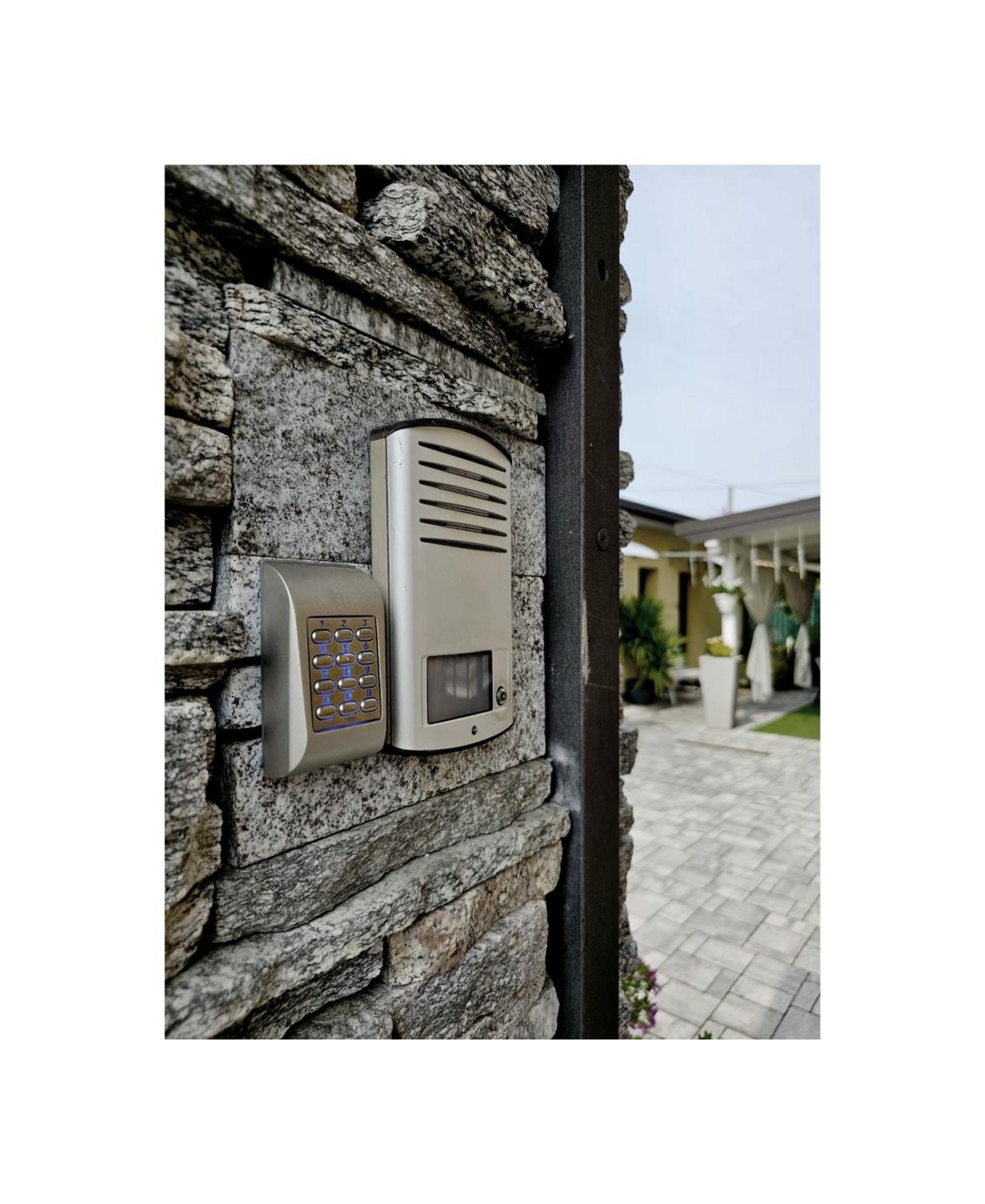 The Dreamers Cardano Al Campo Exterior photo