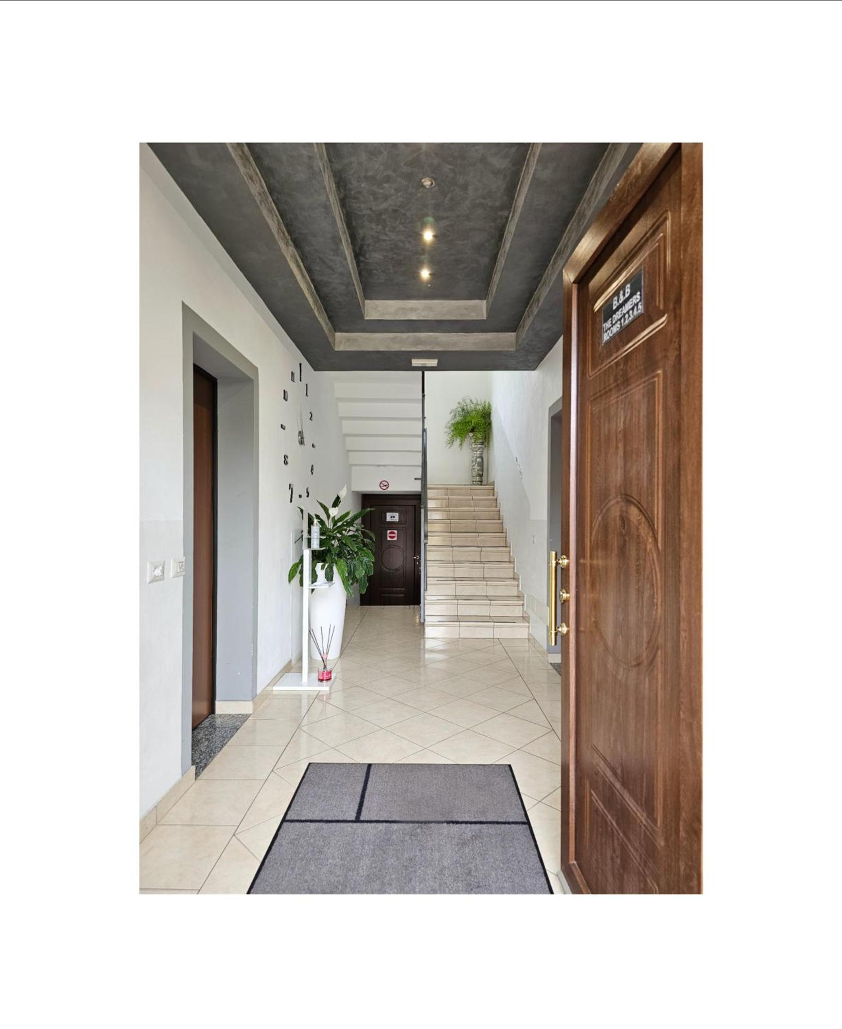 The Dreamers Cardano Al Campo Exterior photo